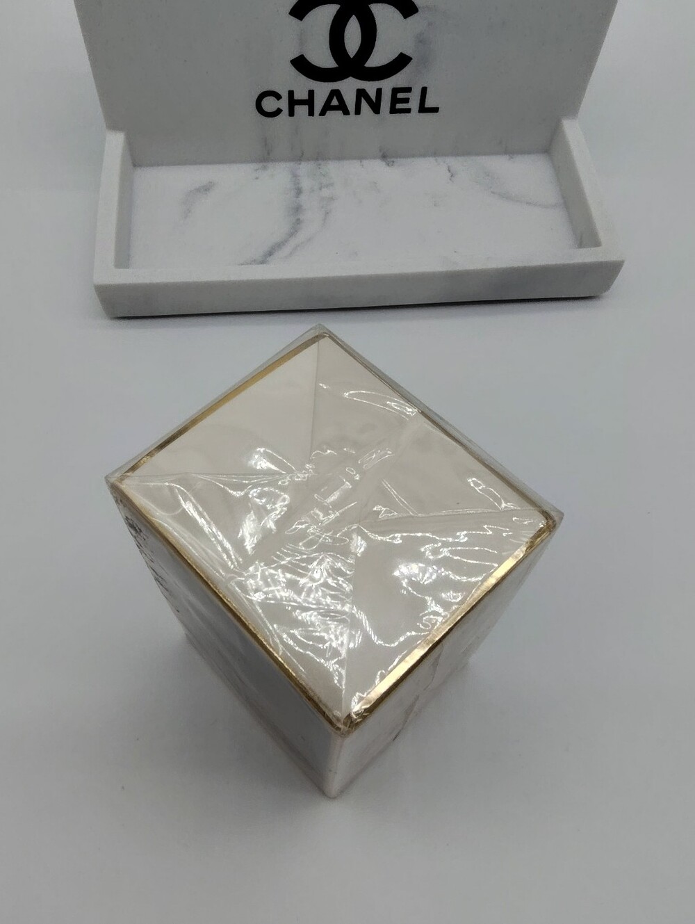 CHANEL N°5 Le Savon Sealed Bath Soap NWT + Marble Vanity Organizer Set - Picture 4 of 11